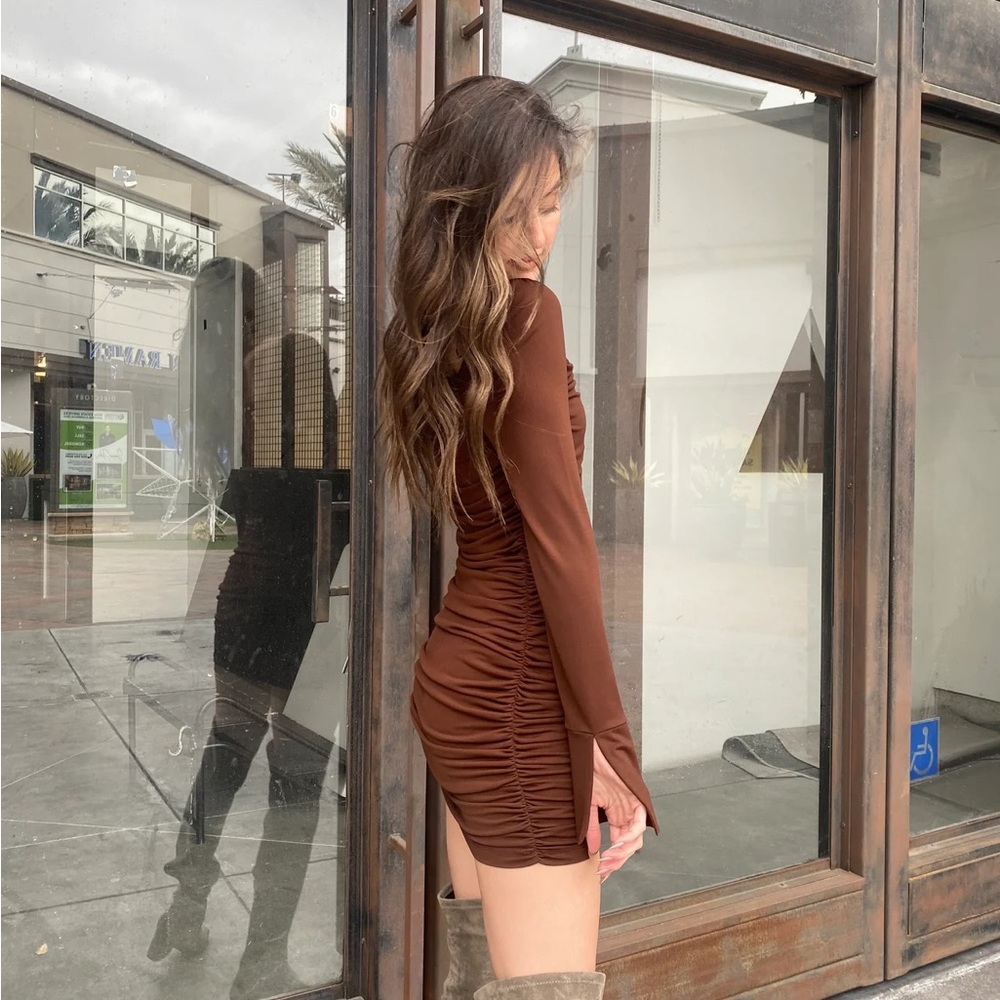 NWT KYLIE RUCHED BROWN BODYCON DRESS